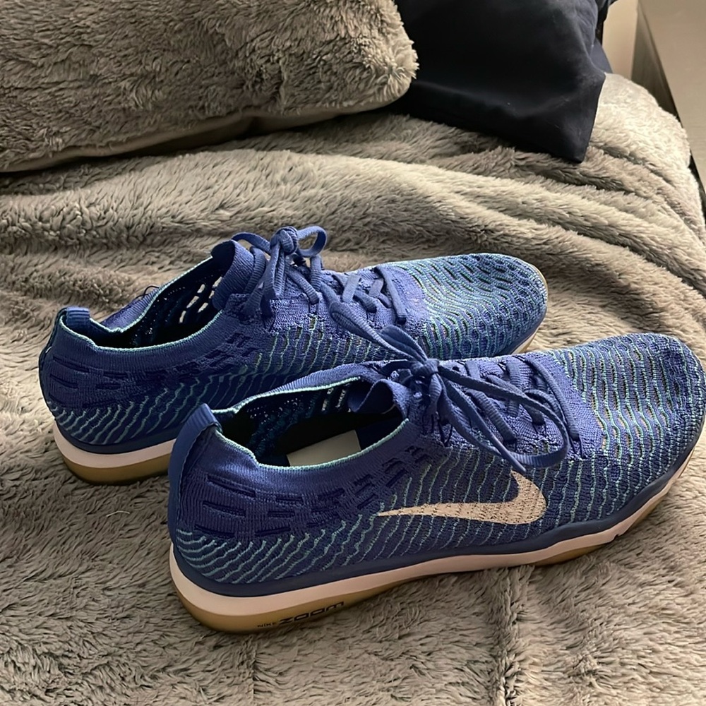 Nike Womens Air Zoom Fearless Flyknit 850426-400 Blue Running Shoes Size 9